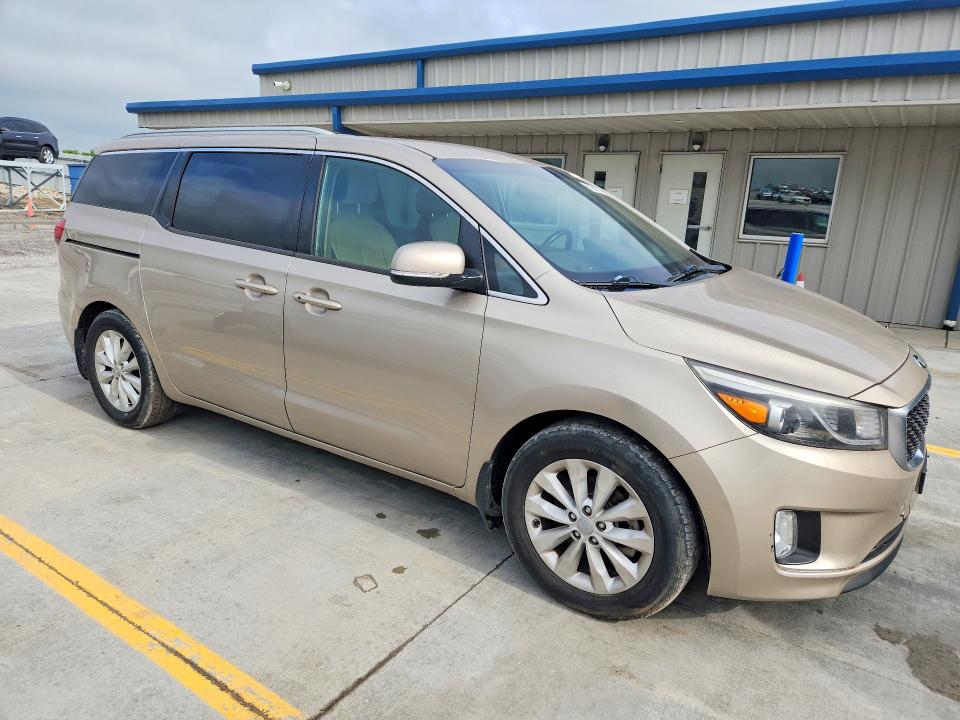 2015 Kia SEDONA VIN KNDMC5C13F6020954 COPART salvage auction — NORMAL WEAR, Ky - Red Rebuilt Flood, sold $1,250 on 2026-07-09 (photo 4)