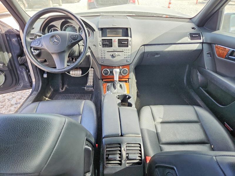 2011 Mercedes-benz C class VIN WDDGF8BB0BR137809 COPART salvage auction — FRONT END, Mi - Certificate Of Title, sold $800 on 2026-07-16 (photo 8)