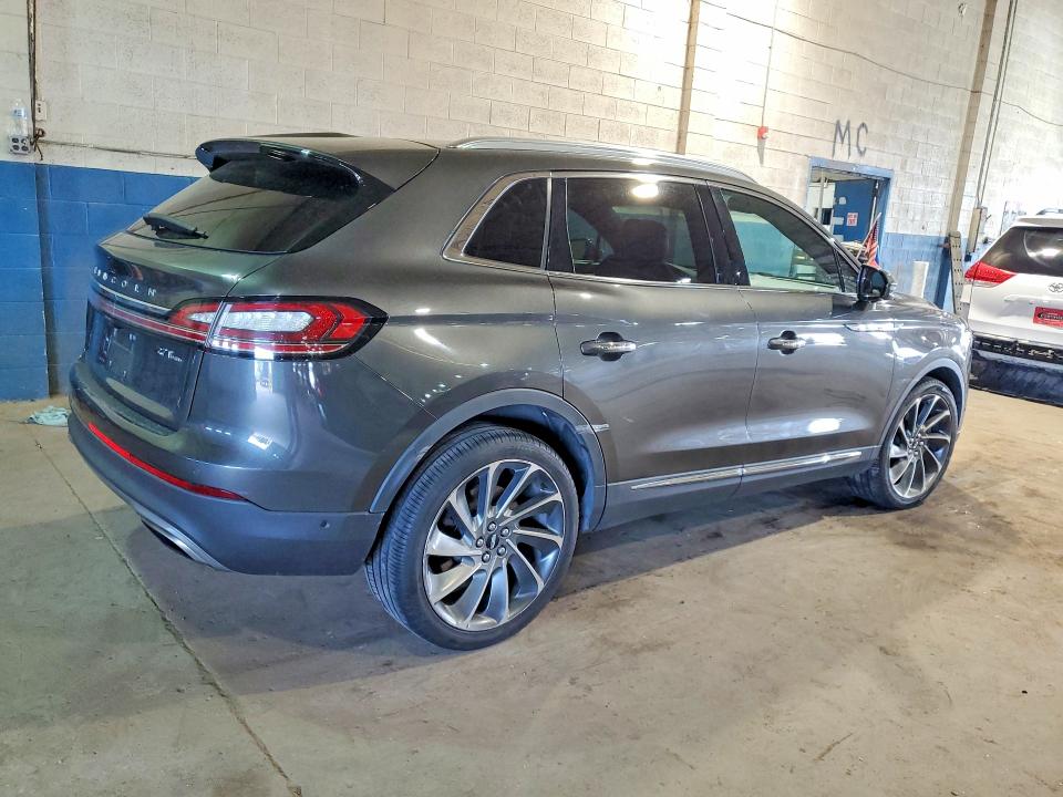 2019 Lincoln Nautilus VIN 2LMPJ8LP2KBL18352 COPART salvage auction — FRONT END, Il - Salvage Certificate, sold $3,000 on 2026-07-03 (photo 3)