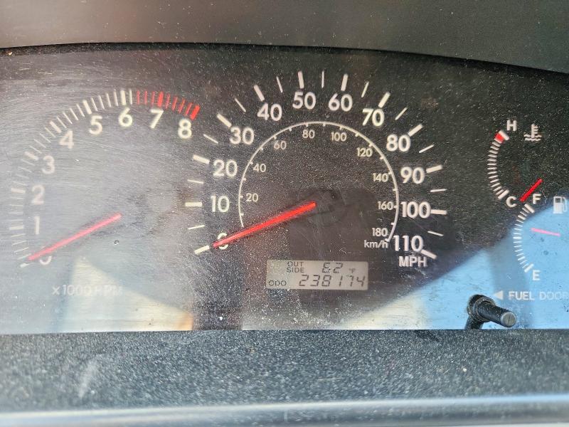 2006 Toyota Corolla VIN 1NXBR32E86Z699240 COPART salvage auction — FRONT END, Ct - Cert Of Title-Rebuilt Salvage, sold $500 on 2026-07-10 (photo 9)