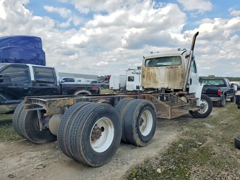 2017 Freightliner All other VIN 1FVHCYCY4HHJF4640 COPART salvage auction — MECHANICAL, CY, sold $5,000 on 2026-07-10 (photo 4)