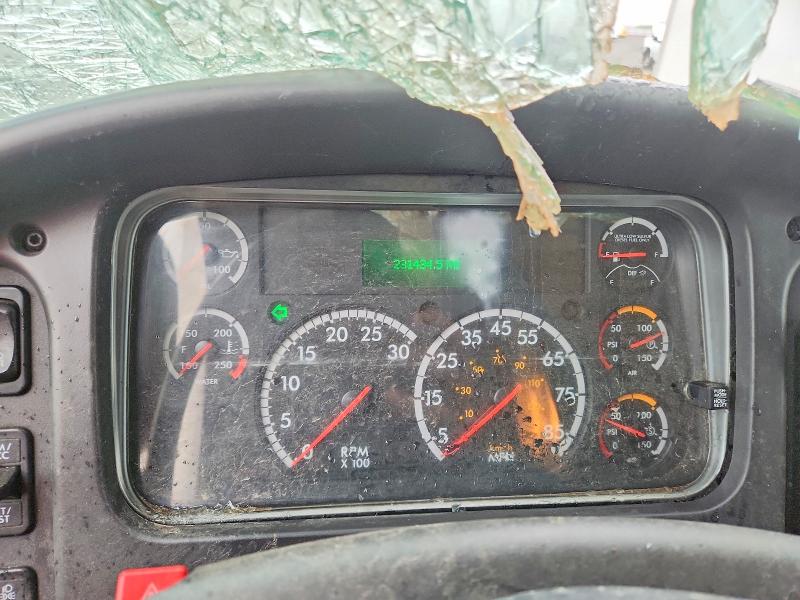 2017 Freightliner All other VIN 3ALACWDTXHDHZ3448 COPART salvage auction — ROLLOVER, CO - PUBLIC - SALVAGE TITLE, sold $1,850 on 2026-07-11 (photo 9)