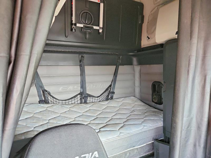 2019 Freightliner Cascadia VIN 3AKJHHDR5KSJX1037 COPART salvage auction — FRONT END, DV, sold $19,200 on 2026-07-28 (photo 6)
