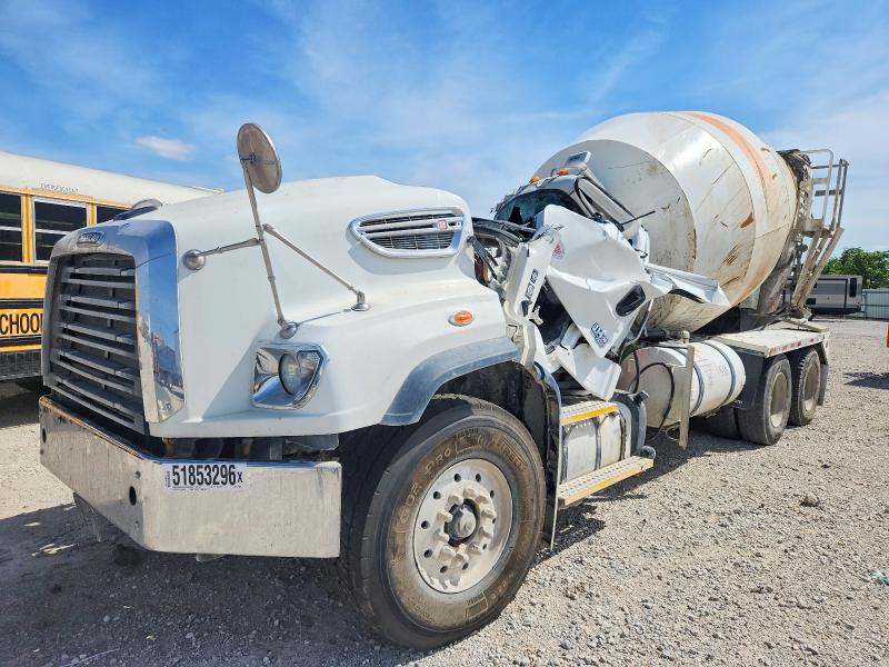 2025 Freightliner All other VIN 3ALHG3DV5SDVT9895 COPART salvage auction — ROLLOVER, TX - SALVAGE VEHICLE TITLE, sold $1,450 on 2026-07-24 (photo 2)
