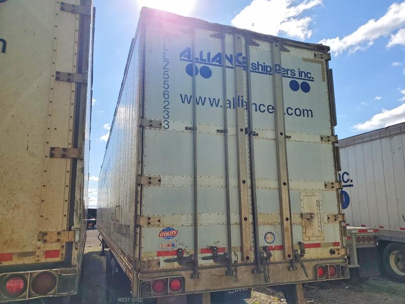 2007 Utility trailer mfg VIN 1UYVS25367U022734 COPART salvage auction — NORMAL WEAR, CT, sold $2,150 on 2026-09-08 (photo 3)