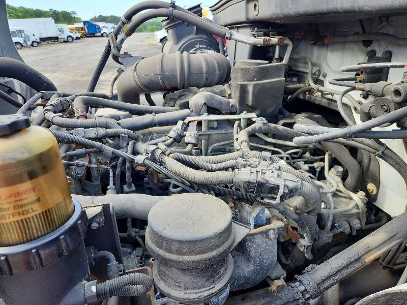 2016 Hino 338 VIN 5PVNV8JTXG4S53859 COPART salvage auction — MINOR DENT/SCRATCHES, CT, sold $700 on 2026-07-07 (photo 7)