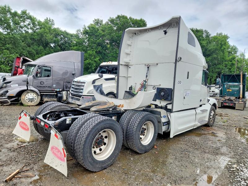 2023 Peterbilt All other VIN 1XPBDP9XXPD887162 COPART salvage auction — FRONT END, CT, sold $11,700 on 2026-08-27 (photo 4)