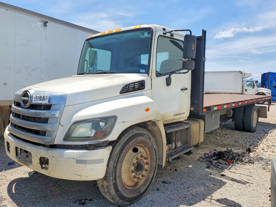 2015 Hino All other VIN 5PVNE8JV4F4S53744 COPART salvage auction — MINOR DENT/SCRATCHES, CT, sold $2,700 on 2026-07-14 (photo 1)