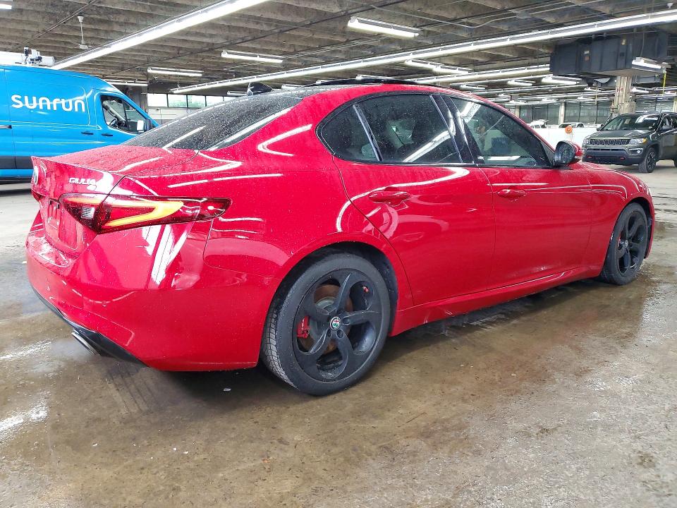 2018 Alfa romeo Giulia VIN ZARFAEBN4J7575570 COPART salvage auction — MECHANICAL, Il - Certificate Of Title, sold $4,550 on 2026-07-21 (photo 3)