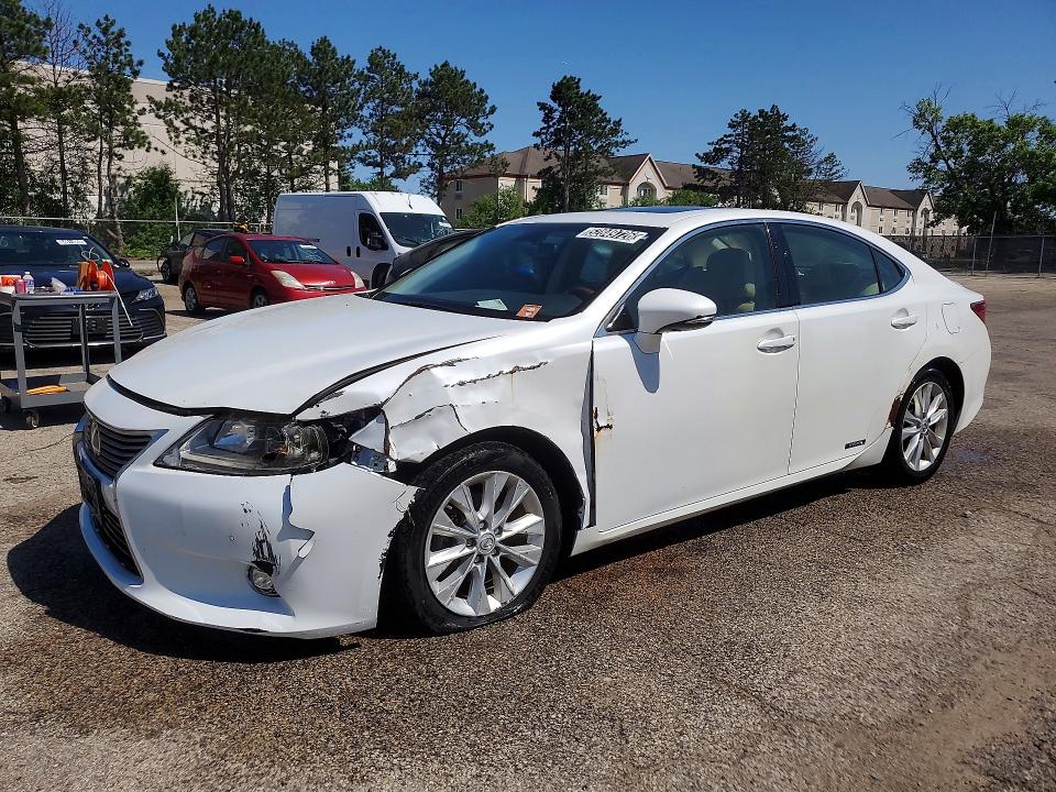 2014 Lexus Es300 VIN JTHBW1GG1E2058886 COPART salvage auction — FRONT END, In - Certificate Of Title, sold $5,100 on 2026-07-14 (photo 1)