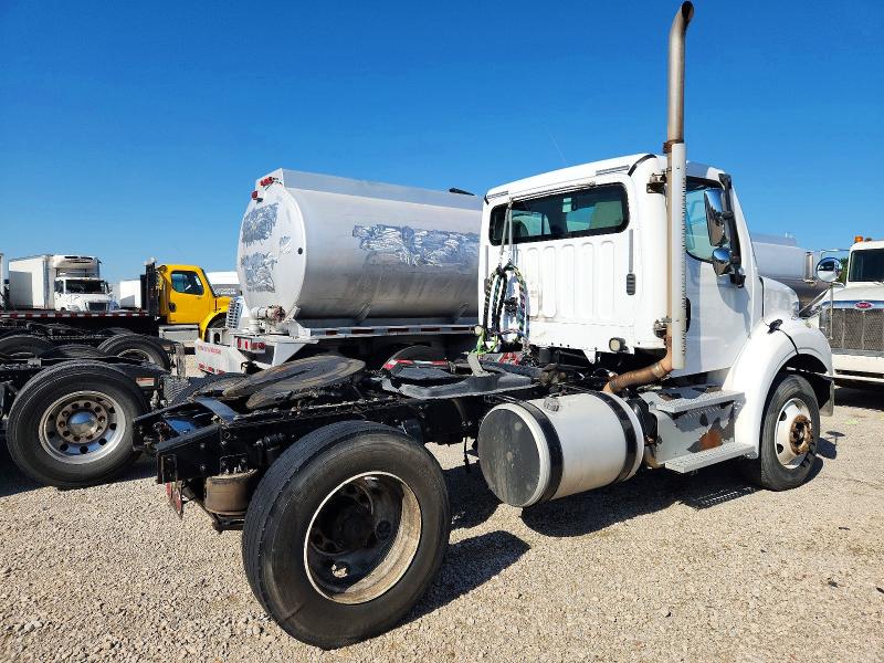 2015 Freightliner All other VIN 1FUBC5CY2FHGK0773 COPART salvage auction — MECHANICAL, TX - CERTIFICATE OF TITLE, sold $4,800 on 2026-07-29 (photo 4)