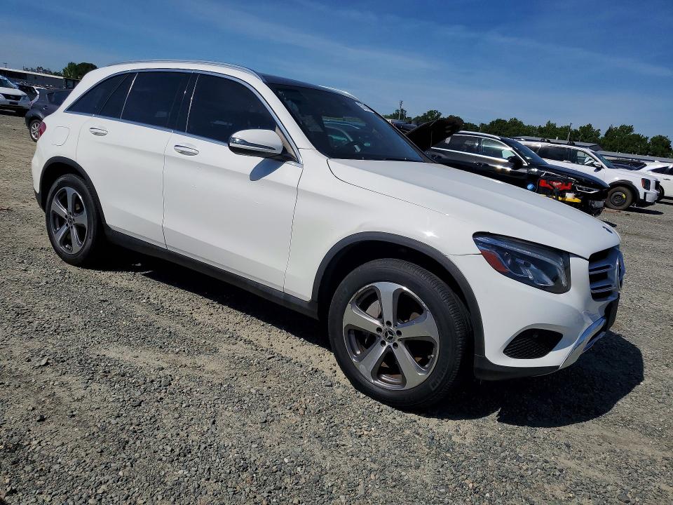 2018 Mercedes-benz Glc class VIN WDC0G4KB8JV076114 COPART salvage auction — NORMAL WEAR, Ca - Dis/Dlr/Exp Only Clean Title, sold $8,900 on 2026-08-11 (photo 4)
