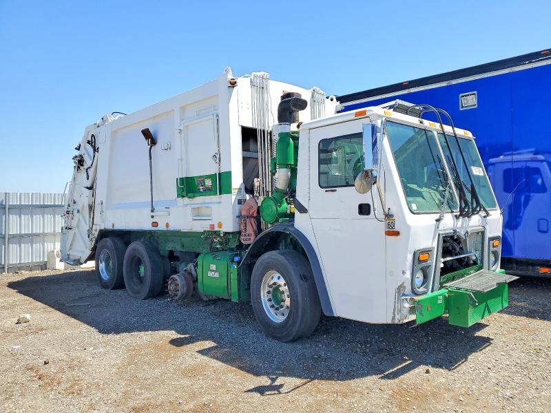 2011 Mack All models VIN 1M2AU02C2BM005501 COPART salvage auction — MECHANICAL, Ca - Clean Title Export Only (P), sold $1,050 on 2026-07-06 (photo 1)