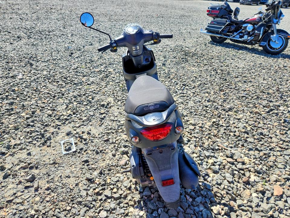 2012 Genuine scooter co. Scooter VIN RFVPAC20XC1011487 COPART salvage auction — FRONT END, CA - SALVAGE CERTIFICATE, sold $10 on 2026-07-23 (photo 4)
