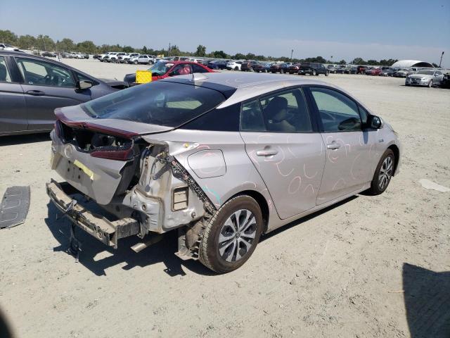 2020 TOYOTA PRIUS VIN JTDKARFP3L3127634 COPART salvage auction — REAR END, CA - , sold $5,900 on 2024-07-25 (photo 3)