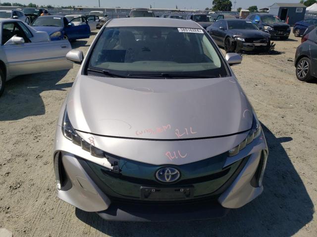 2020 TOYOTA PRIUS VIN JTDKARFP3L3127634 COPART salvage auction — REAR END, CA - , sold $5,900 on 2024-07-25 (photo 5)