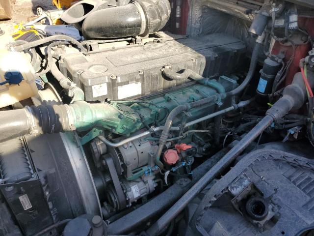 2006 Volv Vn VIN 4V4NC9GH46N437528 COPART salvage auction — SIDE, SC, sold $1 on 2026-07-08 (photo 7)