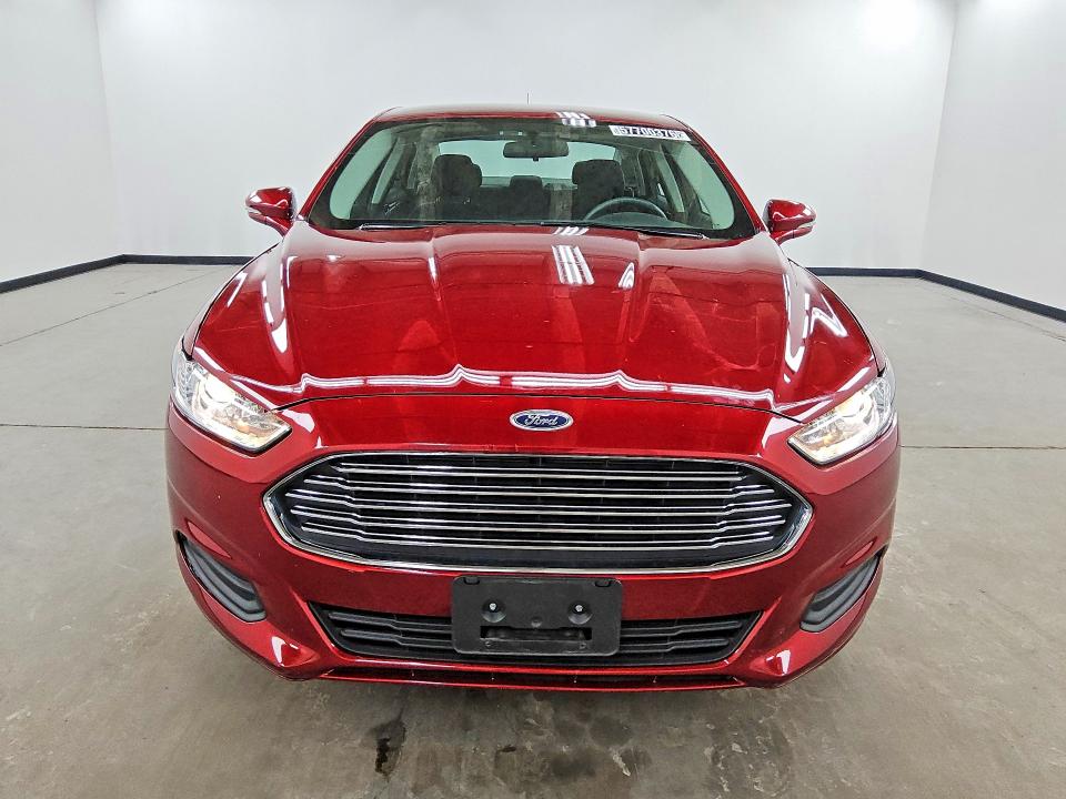 2016 Ford Fusion VIN 1FA6P0HD9G5128561 COPART salvage auction — MINOR DENT/SCRATCHES, Il - Certificate Of Title, sold $5,900 on 2026-07-02 (photo 5)