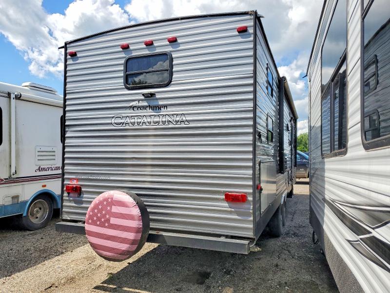 2017 Catalina VIN 5ZT2CAUB5HA025269 COPART salvage auction — MINOR DENT/SCRATCHES, MI - CERTIFICATE OF TITLE, sold $6,300 on 2026-07-07 (photo 4)