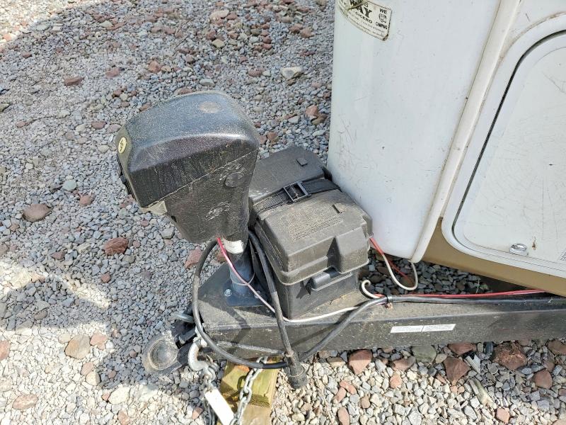 2011 Rockwood Trailer VIN 4X4TRLF28B1839057 COPART salvage auction — ALL OVER, NY - MV-907A SALVAGE CERTIFICATE, sold $1,000 on 2026-07-23 (photo 7)
