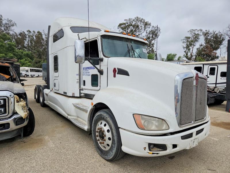 2018 Kenworth All other VIN 1XKAD49X6JJ147164 — COPART salvage auction photo