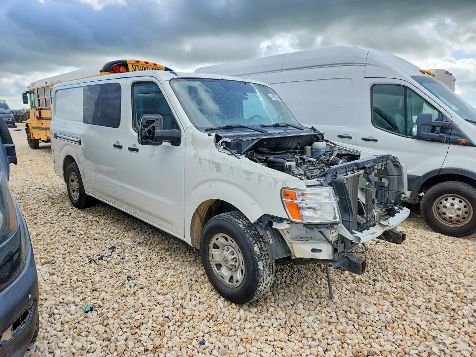 2018 Niss Nv VIN 1N6BF0KM7JN815059 COPART salvage auction — FRONT END, TX - SALVAGE VEHICLE TITLE, sold $325 on 2026-07-09 (photo 4)