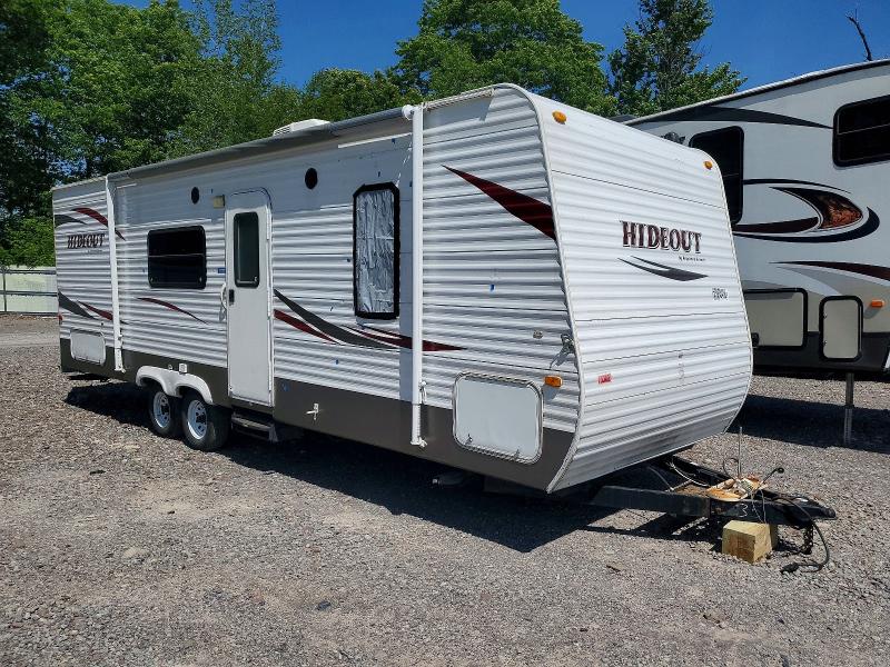2011 Hornet VIN 4YDT26B2XB7200335 COPART salvage auction — VANDALISM, NY - MV-907A SALVAGE CERTIFICATE, sold $450 on 2026-07-06 (photo 1)
