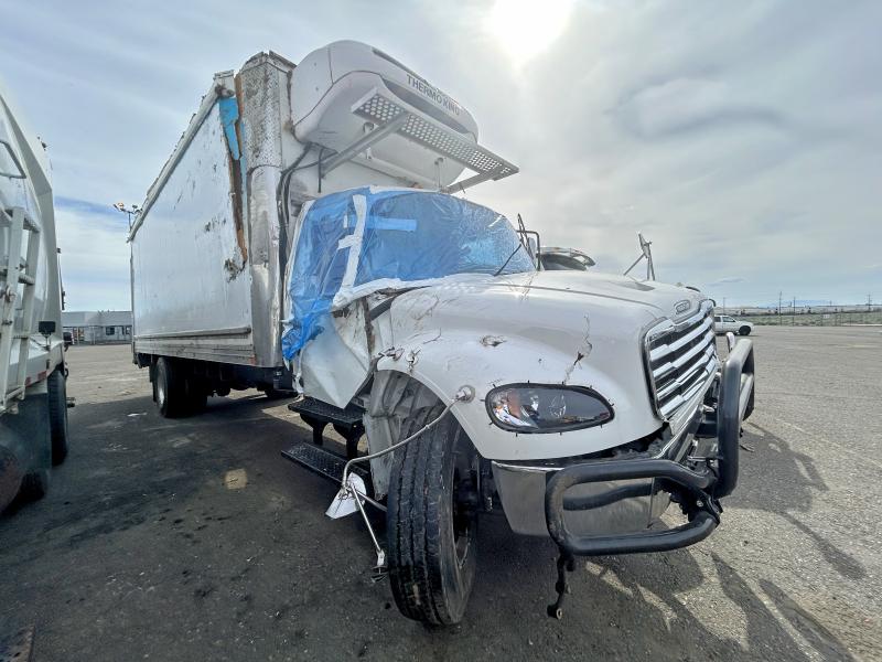 2025 Freightliner All other VIN 3ALACXFC3SDWD6749 COPART salvage auction — ROLLOVER, NE - CERT OF TITLE-SALVAGE, sold $9,600 on 2026-07-17 (photo 4)