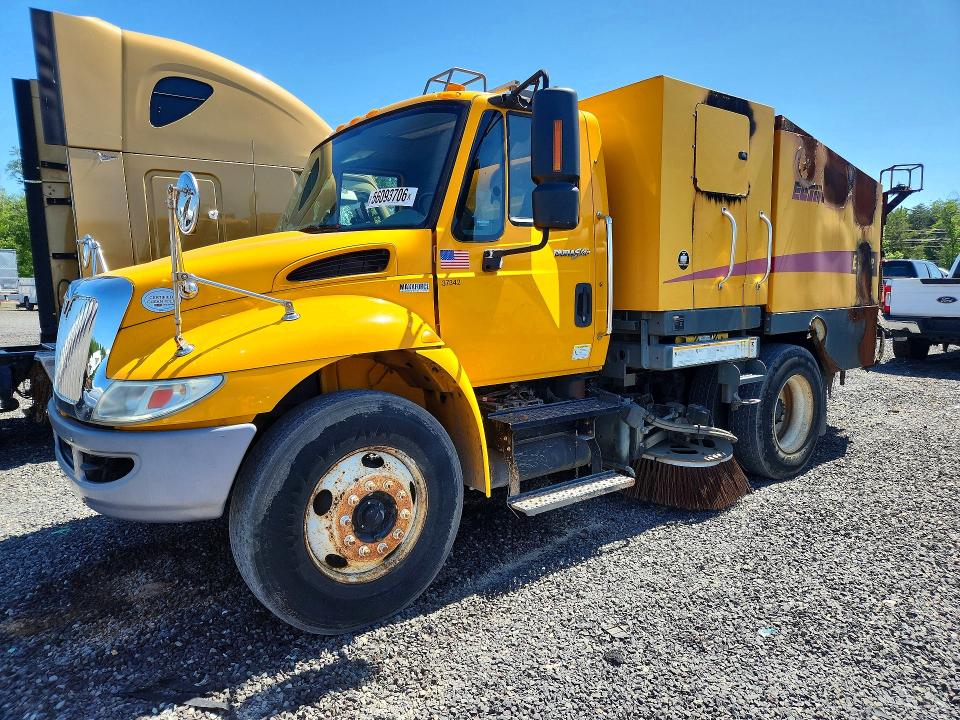2014 Intl 4000 serie VIN 1HTJTSKN4EH027617 COPART salvage auction — REAR END, CT, sold $2,450 on 2026-07-27 (photo 1)