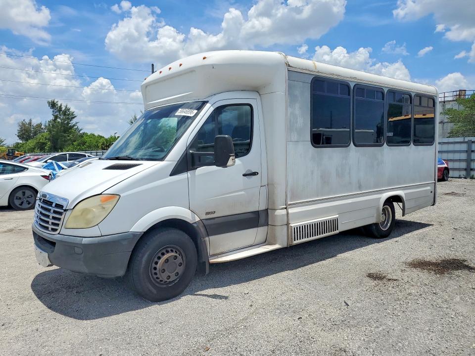 2013 Freightliner Sprinter VIN WDPPF4CC8D9536814 — COPART salvage auction photo