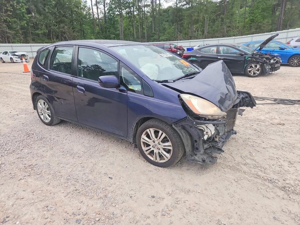 2010 Honda Fit VIN JHMGE8H41AC030807 COPART salvage auction — FRONT END, Nc - Salvage Certificate Of Title, sold $250 on 2026-07-31 (photo 4)