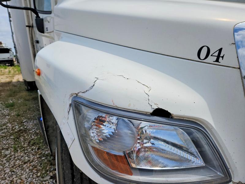 2011 Hino All other VIN 5PVNV8JV9B4S51899 COPART salvage auction — MECHANICAL, CT, sold $875 on 2026-07-09 (photo 9)
