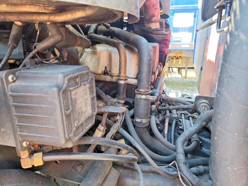 2012 Mack All other VIN 1M2AV02C8CM009101 COPART salvage auction — MINOR DENT/SCRATCHES, FL - CERTIFICATE OF DESTRUCTION, sold $525 on 2026-07-09 (photo 7)