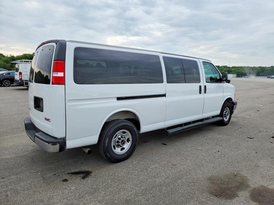 2025 Gmc Savana VIN 1GJZ7PFP5S1147193 COPART salvage auction — SIDE, CT, sold $125 on 2026-07-13 (photo 3)