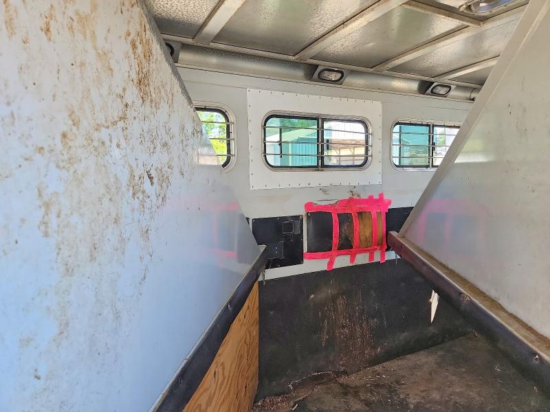2004 Cm trailer VIN 49THG182341067822 COPART salvage auction — ROOF, KY - CERT OF TITLE-SALVAGE, sold $5,400 on 2026-07-09 (photo 9)