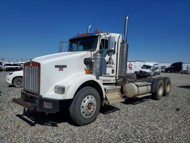 2007 Kenworth All other VIN 1XKDDB0X77J194775 COPART salvage auction — Burn Engine, PS, sold $15,000 on 2026-07-14 (photo 2)