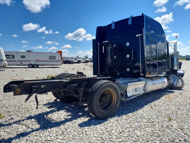 2020 Kenworth All other VIN 1XKWD49X2LR383143 COPART salvage auction — SIDE, OK - CERT OF TITLE-SALVAGE, sold $15,000 on 2026-07-30 (photo 4)