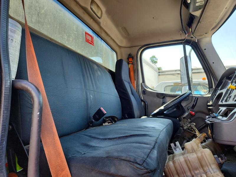 2015 Freightliner M2 VIN 3ALHCYCY0FDGJ8212 COPART salvage auction — MECHANICAL, FL - CERTIFICATE OF DESTRUCTION, sold $8,300 on 2026-09-22 (photo 6)
