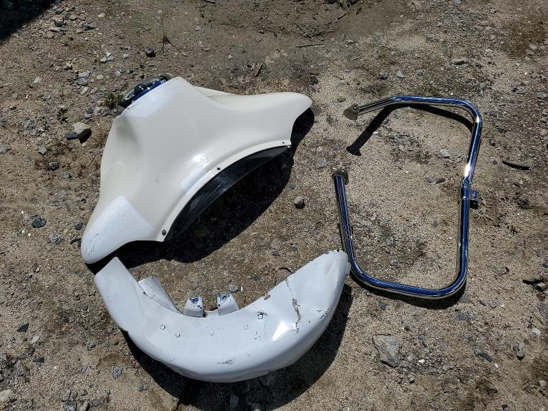2007 Harley-davidson Fl VIN 1HD1FMM1X7Y695353 COPART salvage auction — FRONT END, NH - CERT OF TITLE-SALVAGE, sold $550 on 2026-07-30 (photo 9)
