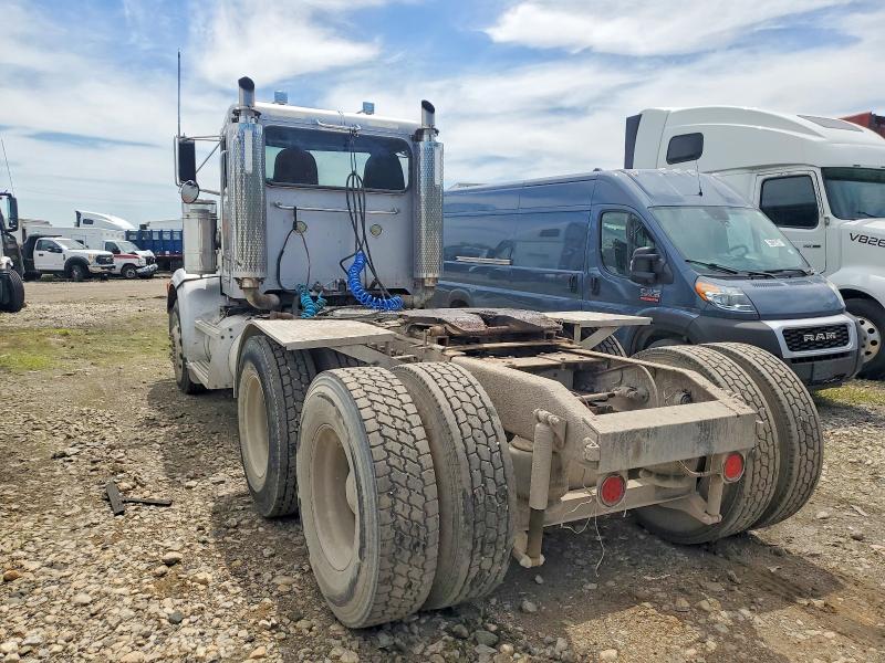 2004 Peterbilt All other VIN 1XPFDU9X14N824778 COPART salvage auction — REAR END, IL - SALVAGE CERTIFICATE, sold $4,850 on 2026-07-09 (photo 3)