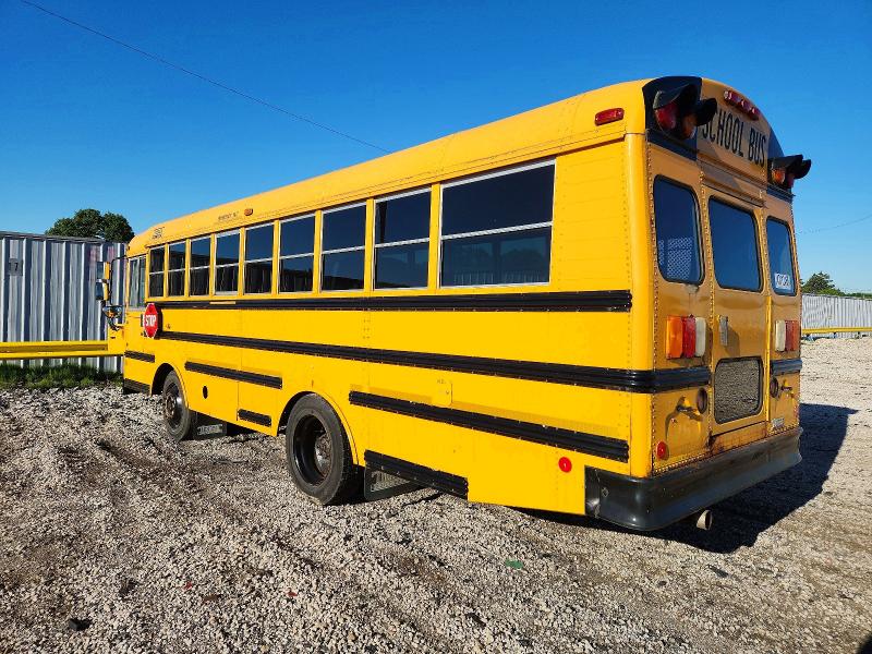 2010 Thomas Saf-t-liner hdx VIN 1T88H4E27A1121633 COPART salvage auction — NORMAL WEAR, WI - CERTIFICATE OF TITLE, sold $1,400 on 2026-08-24 (photo 3)