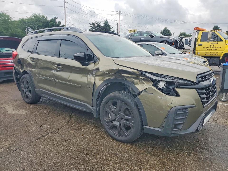 2025 Subaru Ascent VIN 4S4WMAWD4S3423563 COPART salvage auction — ALL OVER, OH - CERT OF TITLE-SALVAGE, sold $14,200 on 2026-07-31 (photo 4)