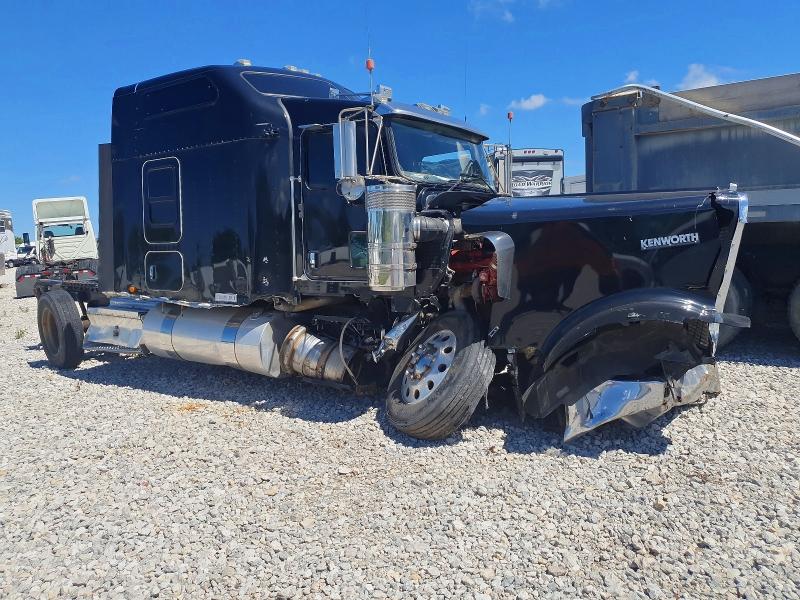 2020 Kenworth All other VIN 1XKWD49X2LR383143 COPART salvage auction — SIDE, OK - CERT OF TITLE-SALVAGE, sold $15,000 on 2026-07-30 (photo 1)