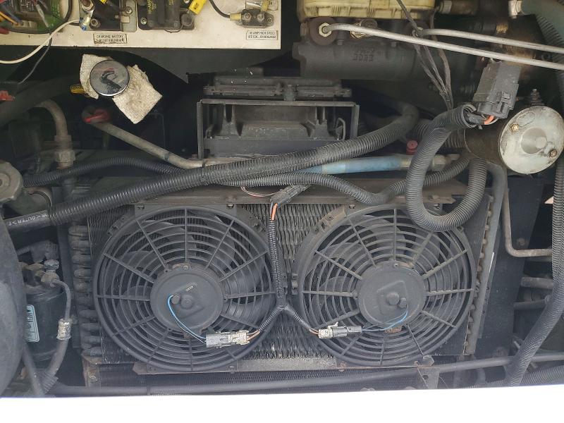 2004 Allegro Unknown VIN 5B4MP67G843379147 COPART salvage auction — MINOR DENT/SCRATCHES, CT, sold $1,200 on 2026-07-08 (photo 7)
