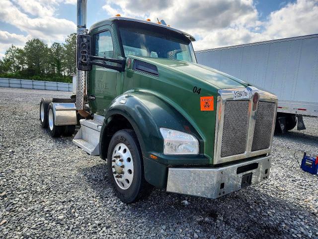 2018 Kenworth All other VIN 1XKZDP9X2JJ195300 COPART salvage auction — SIDE, ST, sold $8,800 on 2026-07-15 (photo 1)