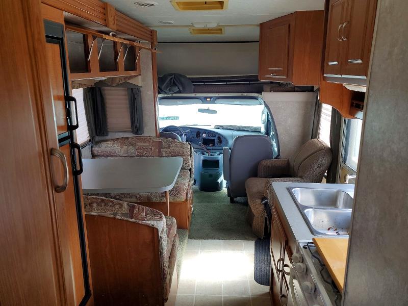 2006 Coah Econoline VIN 1FDXE45S25HA06128 COPART salvage auction — REAR END, WA - VEHICLE CERT OF OWNERSHIP-TITL, sold $4,450 on 2026-07-07 (photo 5)