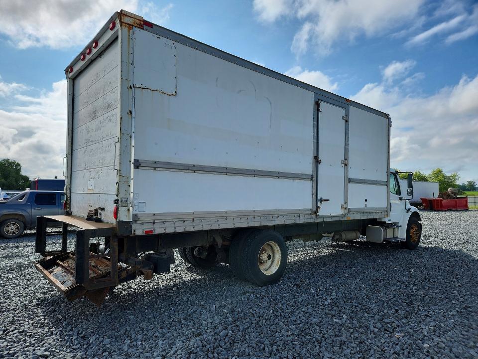 2005 Frht - freightliner All other VIN 1FVACWDC85HV05932 COPART salvage auction — NORMAL WEAR, IL - DEALER ONLY CLEAN TITLE (P), sold $3,450 on 2026-07-28 (photo 3)