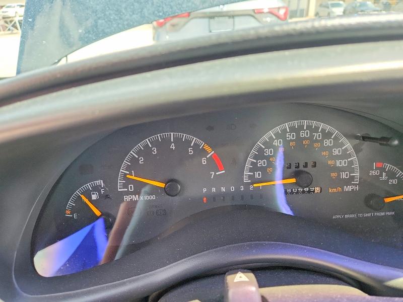 2000 Pont Grandprix VIN 1G2WR5218YF106261 COPART salvage auction — FRONT END, IN - CERT OF TITLE-SALVAGE TITLE, sold $275 on 2026-07-24 (photo 9)