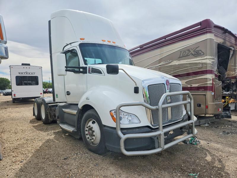 2021 Kenworth All other VIN 1XKYD49X5MJ467627 — COPART salvage auction photo