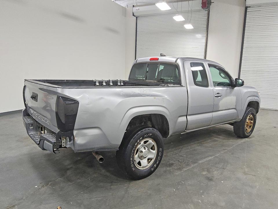 2018 Toyota Tacoma VIN 5TFSX5EN7JX058203 COPART salvage auction — FRONT END, Ma - Certificate Of Title, sold $6,800 on 2026-07-30 (photo 3)